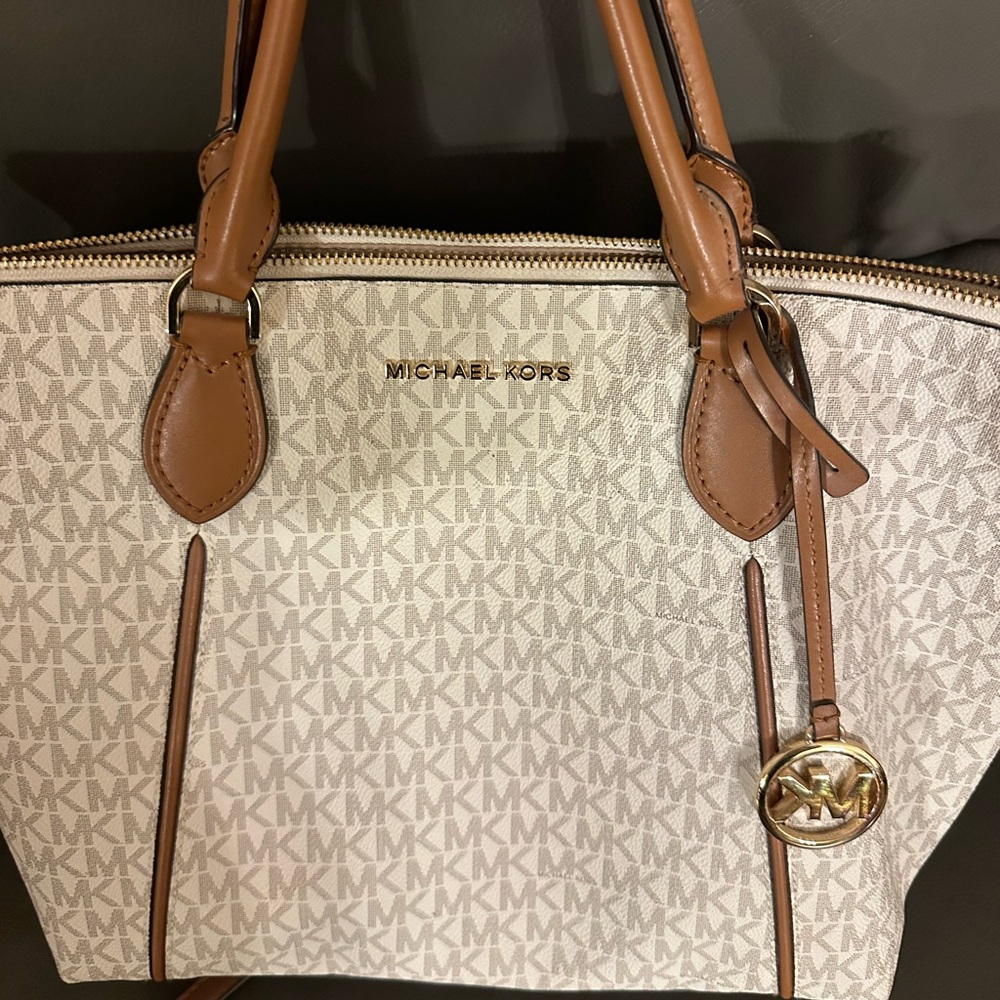 Michael Kors Beige and Brown Women's Bag - Picture 3 of 5
